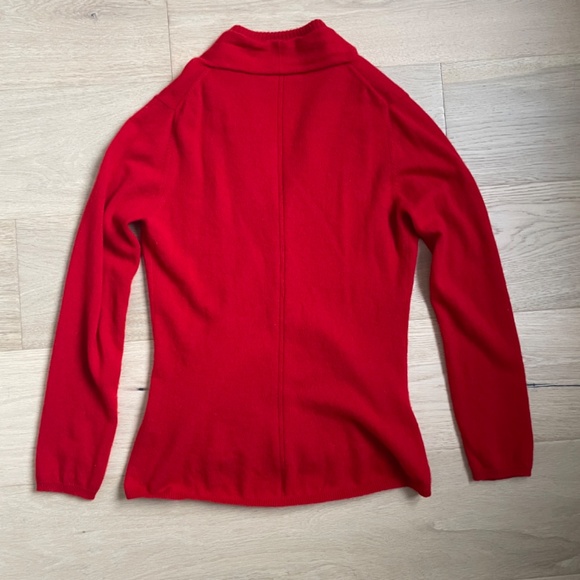 InCashmere Red 100% Cashmere Sweater Size Small - Picture 5 of 5